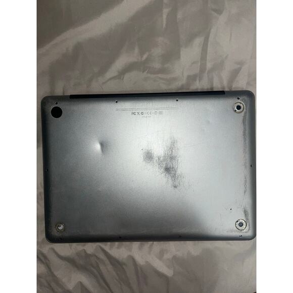 Apple Laptop Pre Owned Untested Broken Selling for Parts A1278